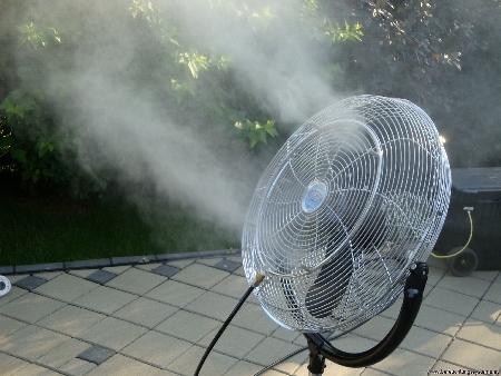 RAUCH Ventilator mit Dsen zur ERfrischung und Abkhlung bei Sommerhitze
